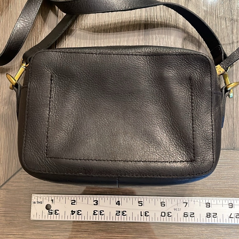 Madewell Transport Camera Bag Black Leather Crossbody Bag with Two Straps - Picture 7 of 17